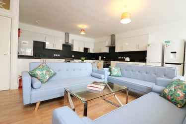 13 bed house, Lipson road, Lipson, Plymouth, PL48PN - Image 3